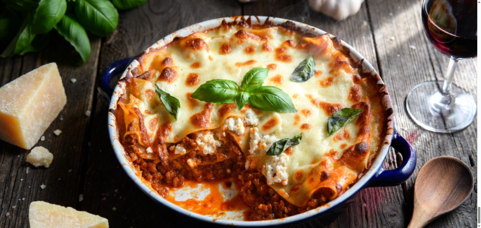 Lazanja iz pirne moke s piščancem in gobami: domač recept